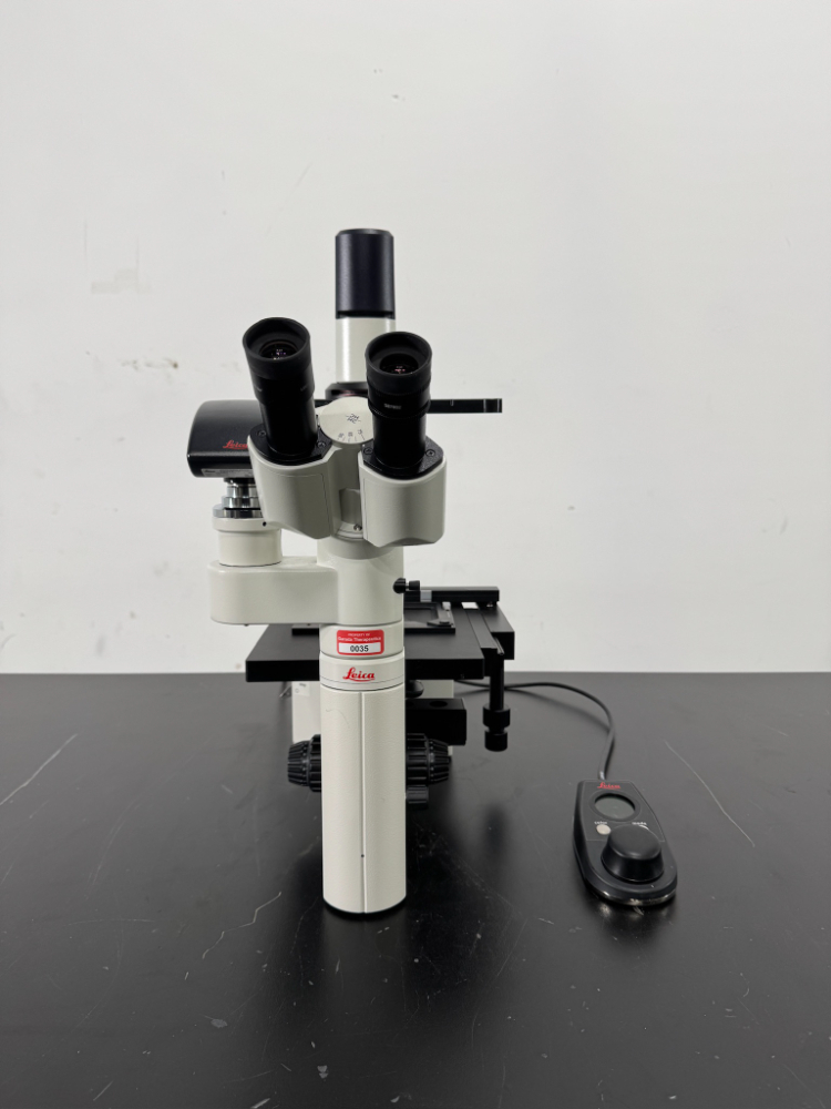 Image of Leica DMIL LED Fluorescent Inverted Microscope